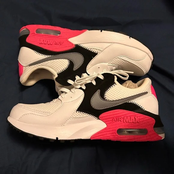 Nike Air Max White and Pink with Black Accents - Picture 2 of 6